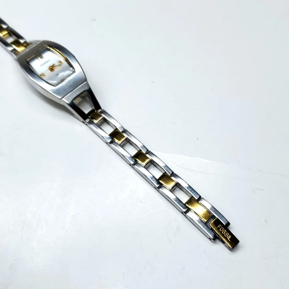 Vintage Fossil F² Watch ES9382 Gold Silver Band Watch